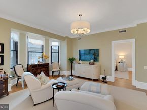 250 S 13TH Street 8D, Philadelphia PA 19107