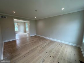 43 Davisville Road, Southampton PA 18966