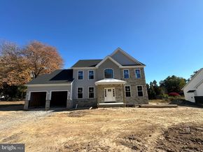 43 Davisville Road, Southampton PA 18966