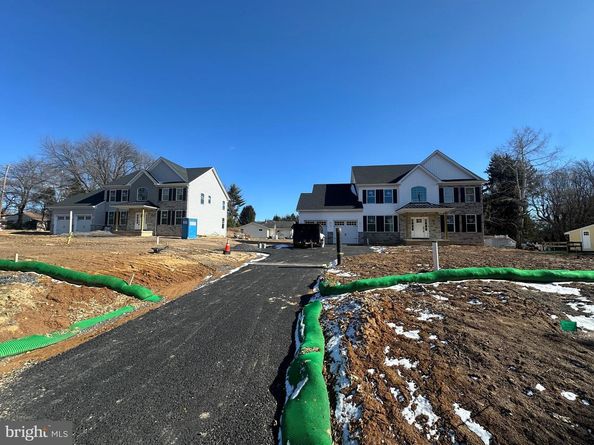 43 Davisville Road, Southampton PA 18966