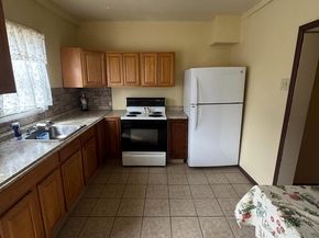2704 Pratt Street, Philadelphia PA 19137