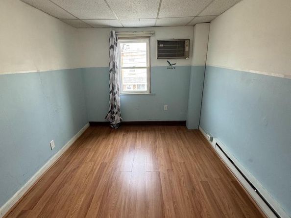 2704 Pratt Street, Philadelphia PA 19137
