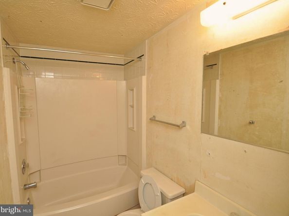 1121 Harvard Street NW F, Washington DC 20009