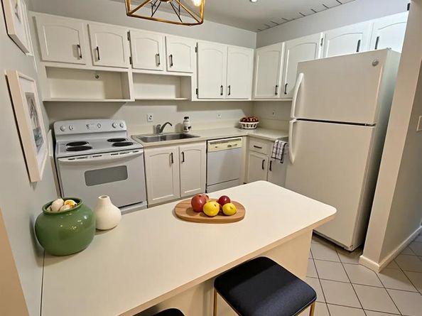 1681 NW 70th Ave 304, Plantation FL 33313