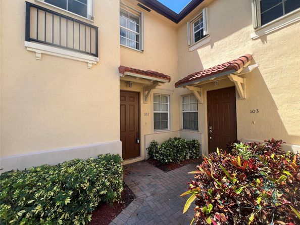 3320 NE 13TH Cir Dr 10223, Homestead FL 33033