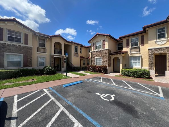 3320 NE 13TH Cir Dr 10223, Homestead FL 33033
