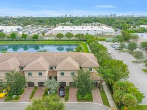 4220 N Dixie Hwy 75, Oakland Park FL 33334