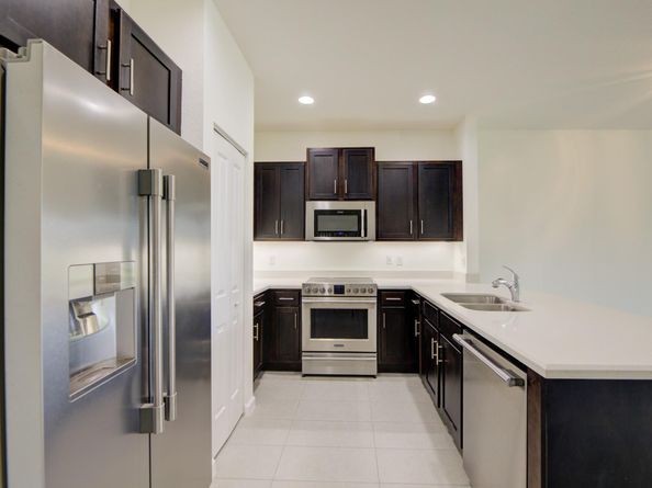 4220 N Dixie Hwy 75, Oakland Park FL 33334