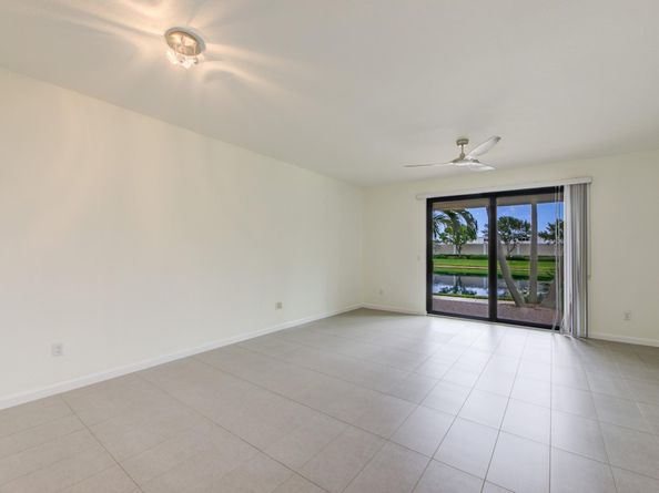 4220 N Dixie Hwy 75, Oakland Park FL 33334