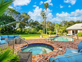 58 Country Road S, Village Of Golf FL 33436