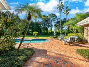 58 Country Road S, Village Of Golf FL 33436