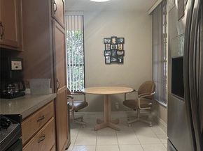 5609 Coral Lake 109, Margate FL 33063