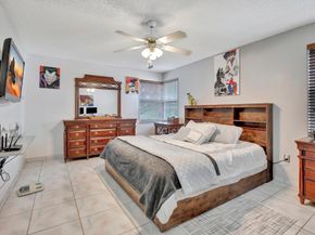 325 NW 153rd Avenue, Pembroke Pines FL 33028