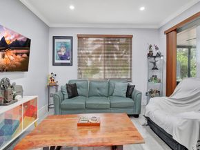 325 NW 153rd Avenue, Pembroke Pines FL 33028