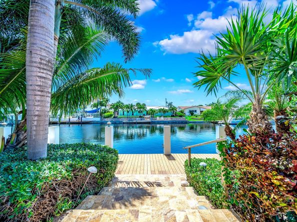 4010 NE 25th Avenue, Lighthouse Point FL 33064