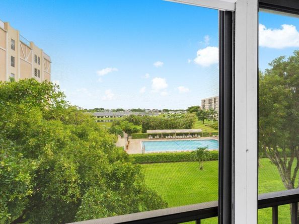 7286 Huntington Lane 401, Delray Beach FL 33446