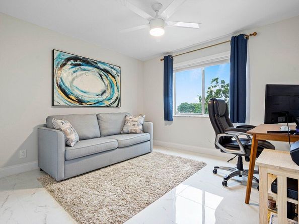 7286 Huntington Lane 401, Delray Beach FL 33446