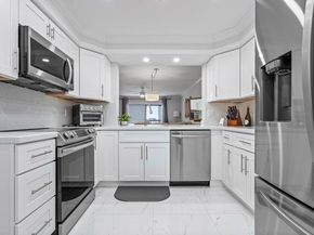 7286 Huntington Lane 401, Delray Beach FL 33446