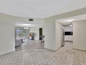 4050 NW 42nd Ave 312, Lauderdale Lakes FL 33319