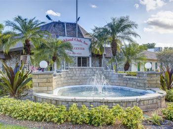 4050 NW 42nd Ave