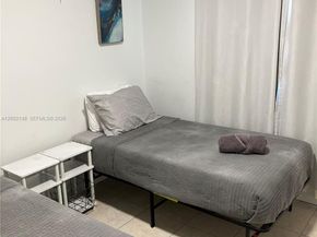 1936 Washington Street, Hollywood FL 33020