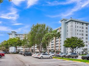3010 N Course Drive 104, Pompano Beach FL 33069
