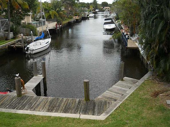 520 SW 15th Street 101, Pompano Beach FL 33060