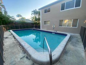 520 SW 15th Street 101, Pompano Beach FL 33060