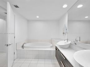 2950 NE 188th Street 534, Aventura FL 33180