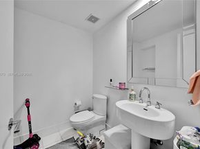 2950 NE 188th Street 534, Aventura FL 33180