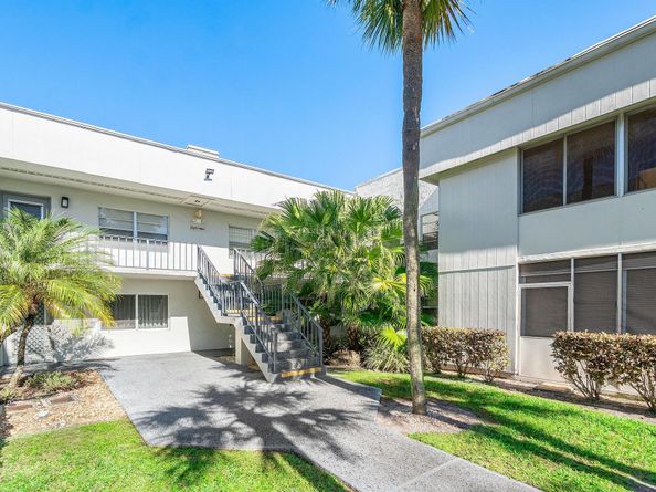 566 Flanders L 566, Delray Beach FL 33484