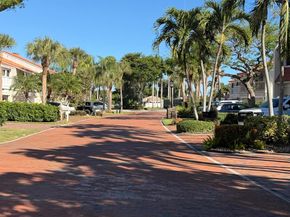 126 Harbor Circle, Delray Beach FL 33483