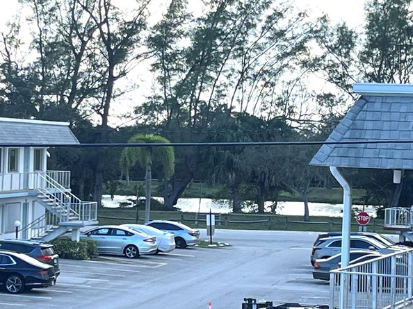 2840 Cynthia Lane 207, Lake Worth Beach FL 33461