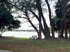 2840 Cynthia Lane 207, Lake Worth Beach FL 33461