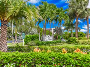 1605 S Us Hwy 1 D305, Jupiter FL 33477