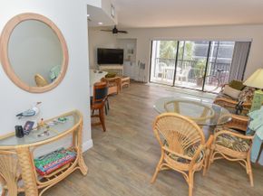 1605 S Us Hwy 1 D305, Jupiter FL 33477