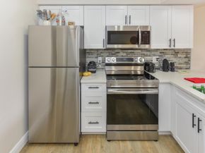 1605 S Us Hwy 1 D305, Jupiter FL 33477