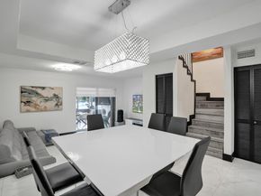 8992 Palm Tree Lane 8992, Pembroke Pines FL 33024