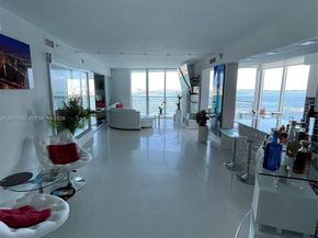 335 S Biscayne Boulevard 1209, Miami FL 33131