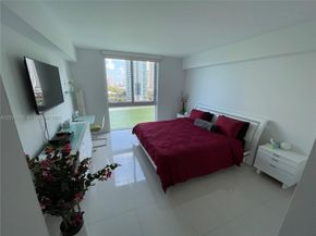 335 S Biscayne Boulevard 1209, Miami FL 33131