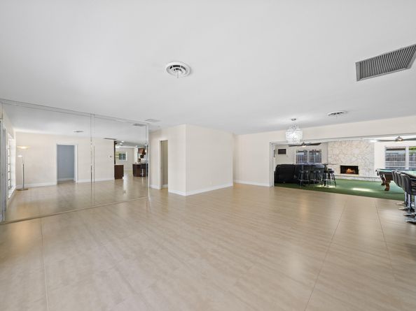1500 SE 24th Avenue, Pompano Beach FL 33062