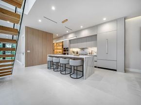 904 NE 17th Terrace, Fort Lauderdale FL 33304