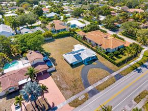 1035 NW 4th Avenue, Boca Raton FL 33432