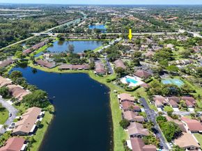 4 Knightsbridge Lane, Boynton Beach FL 33426