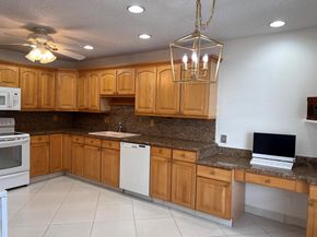 1260 NW 20th Avenue 203, Delray Beach FL 33445