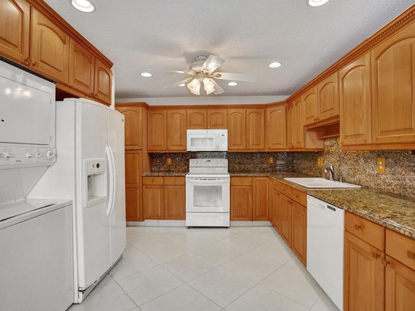 1260 NW 20th Avenue 203, Delray Beach FL 33445