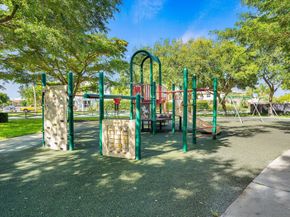 9095 Picot Court Court, Boynton Beach FL 33472