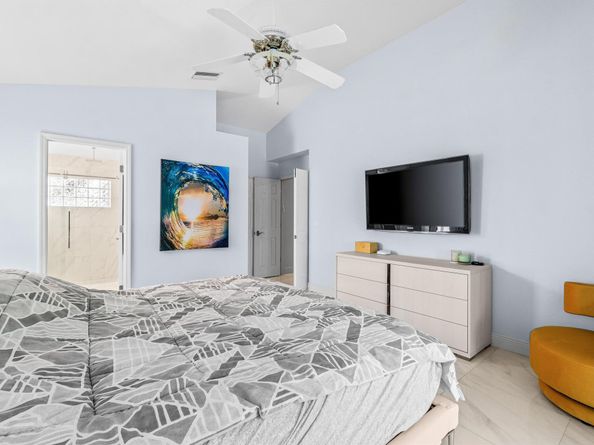 9095 Picot Court Court, Boynton Beach FL 33472