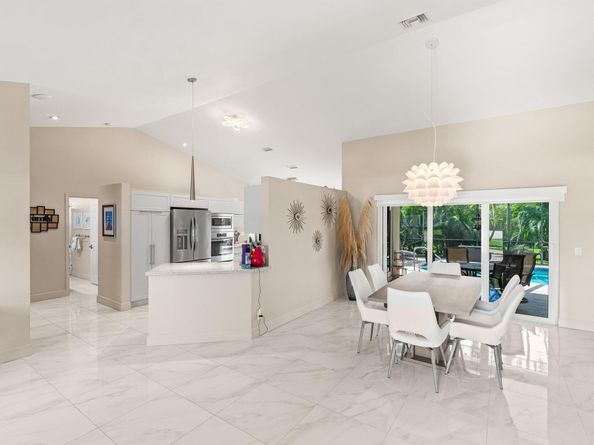 9095 Picot Court Court, Boynton Beach FL 33472
