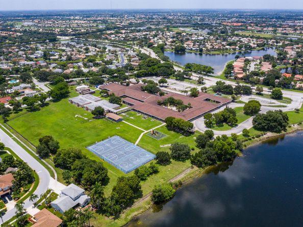 9095 Picot Court Court, Boynton Beach FL 33472